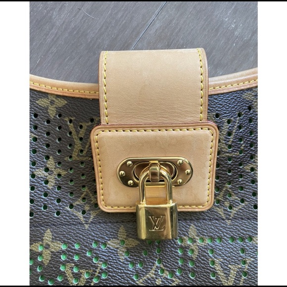 Louis Vuitton monogram musette green - Picture 4 of 11